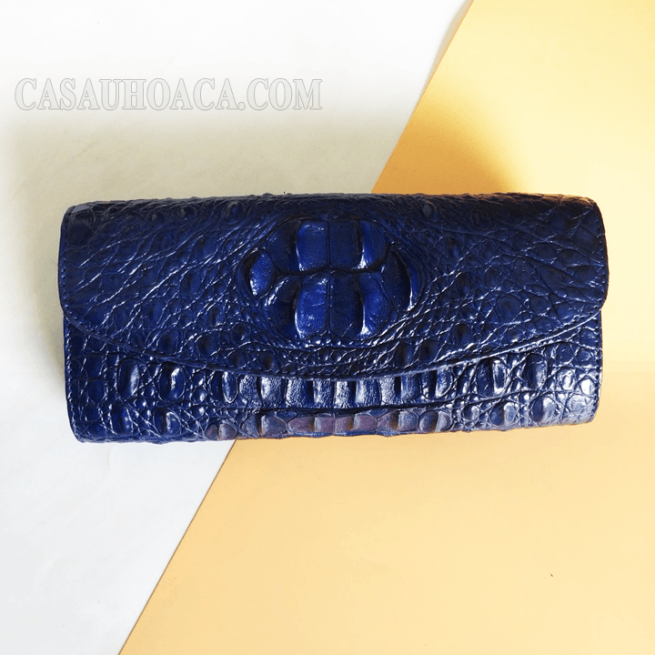 Ví nữ da cá sấu hoa cà nguyên con 2 gấp xanh navy -1200